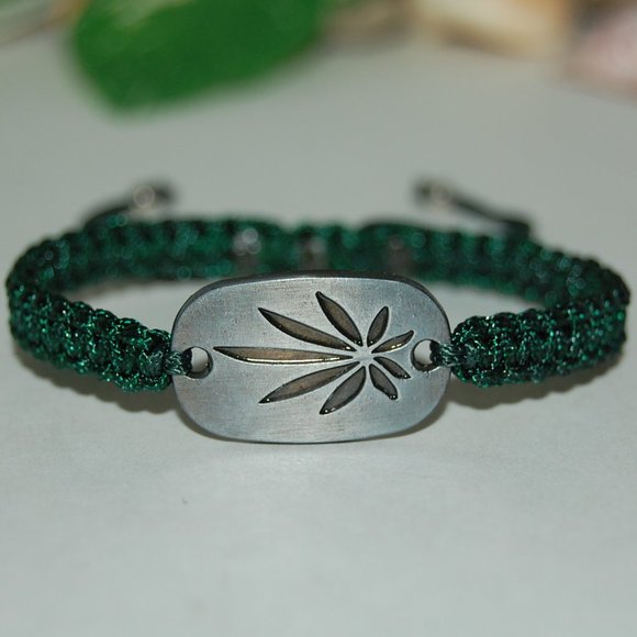 Weed Charm Bracelet,Weed Jewelry, Drawstring Bracelet,Green Weed Bracelet - Picture 1 of 3